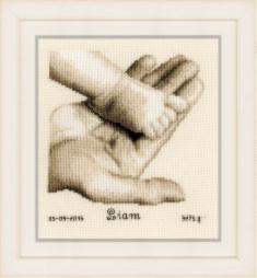 PN-0156487 Набір для вишивки хрестом Vervaco Baby foot on hand "Дитяча ніжка на руці"