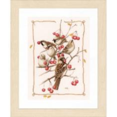 PN-0162298 Набір для вишивки хрестом LanArte Sparrows with Red Berries "Горобці та брусниці" 