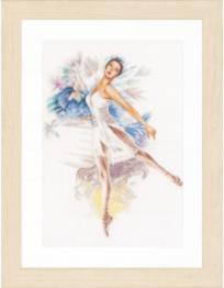 PN-0156939 Набір для вишивки хрестом LanArte Ballerina "Балерина"
