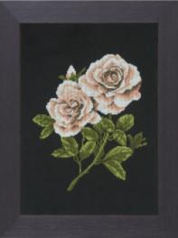 PN-0008337 Набір для вишивки хрестом LanArte Roses on black "Троянди на чорному" "