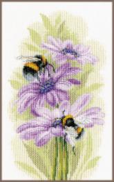 PN-0190652 Набір для вишивки хрестом LanArte Dancing bees "Бджоли, що танцюють"
